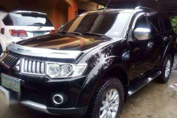 2011 Mitsubishi montero gls v matic