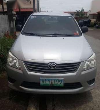 Toyota innova 2.5 E Diesel 2012