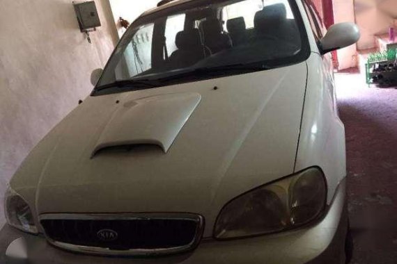 Well Maintained 2001 KIA Carnival AT For Sale