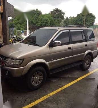 Flood Free Isuzu Crosswind Sportivo 2013 MT For Sale