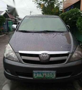 Toyota innova G 2005 automatic