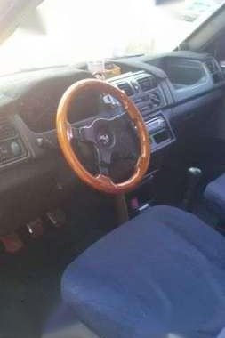 Mitsubishi Adventure 1998