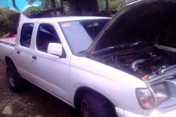 Nissan FRONTIER Diesel 2003 model running condition 225k only
