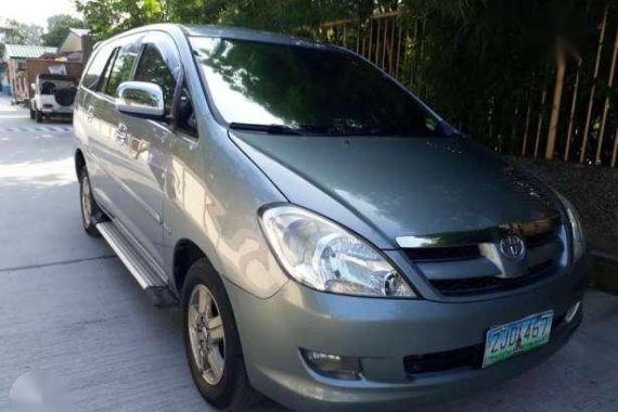 Toyota innova V diesel matic