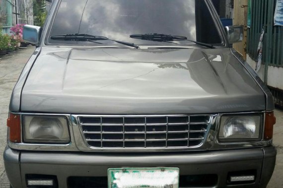 Isuzu hilander '98 for sale