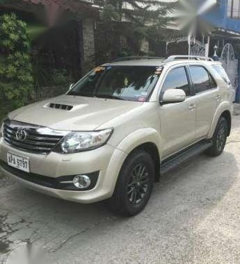 Toyota fortuner v 2015 for sale