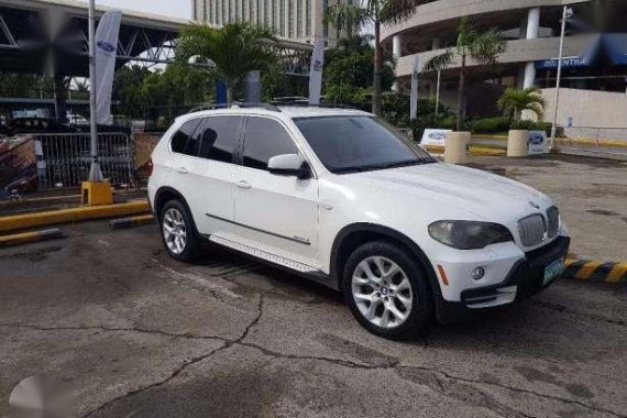 BMW X5 4.8L V8 3500 HP 7 Seats Luxury SUV 4X4 Permanent automatic