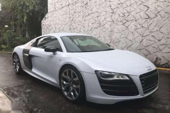 Audi R8 V10 2012