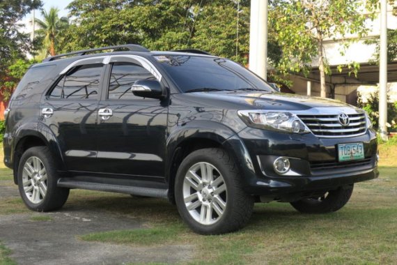 2012 Toyota Fortuner G MT 160k DP FOR SALE