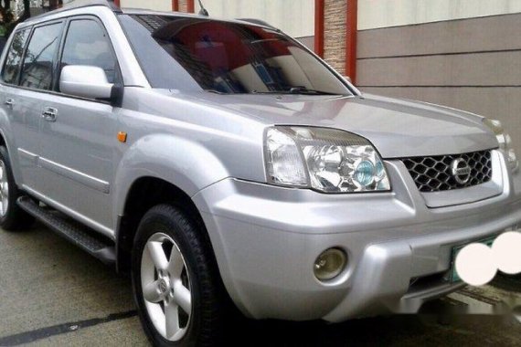 FOR SALE SILVER Nissan X-Trail 2004