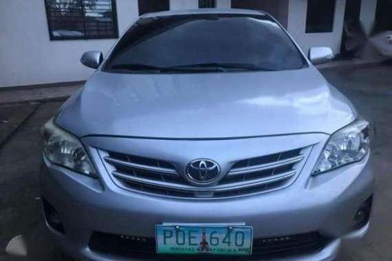 Toyota Corolla Altis 2011 MT Silver For Sale 