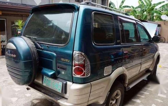 Isuzu Crosswind 2002 model manual 380k only for sale