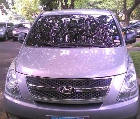 Hyundai Grand Starex Gold for sale 