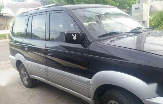 2000 Model Toyota Revo good as new