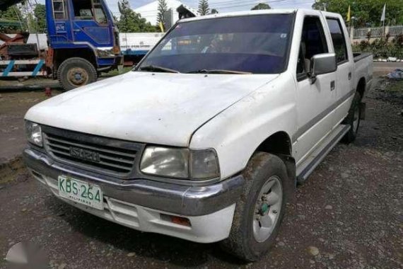 Isuzu fuego LS for ale 