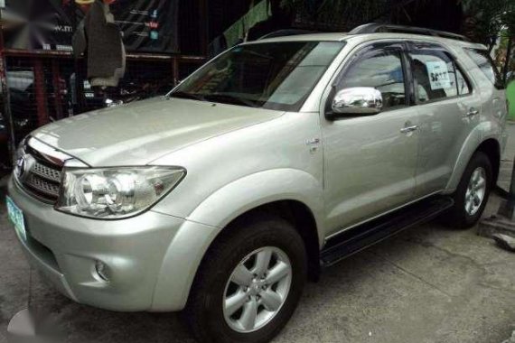 2011 Toyota Fortuner G Diesel A.T for sale