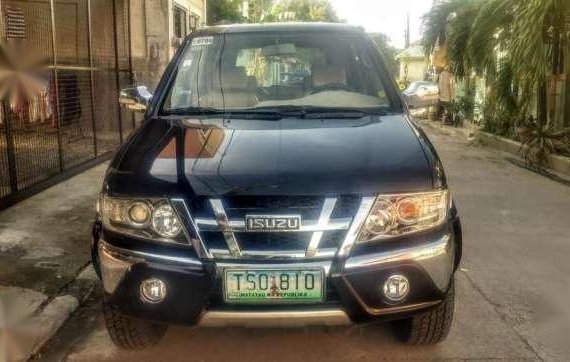 Isuzu Sportivo 2011 MT Black For Sale 