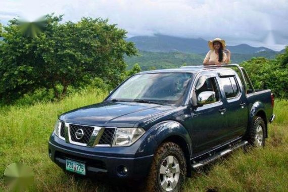 Nissan Navara 2010 4x4 AT Blue For Sale 