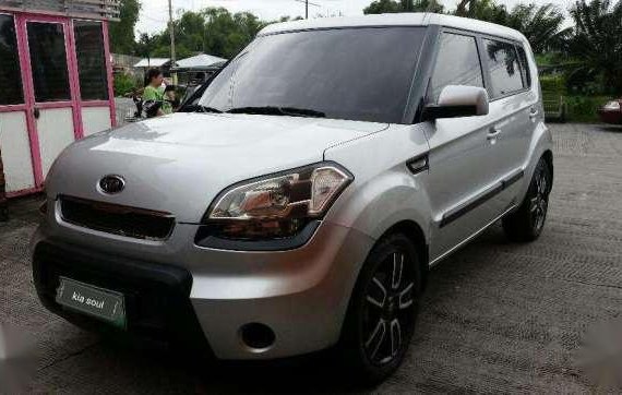 Kia Soul LX 1.6L 2011 AT Silver For Sale 