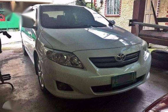 Toyota Corolla Altis 1.6 MT White For Sale 