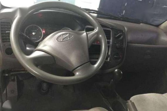 Hyundai H100 2012 MT White For Sale 