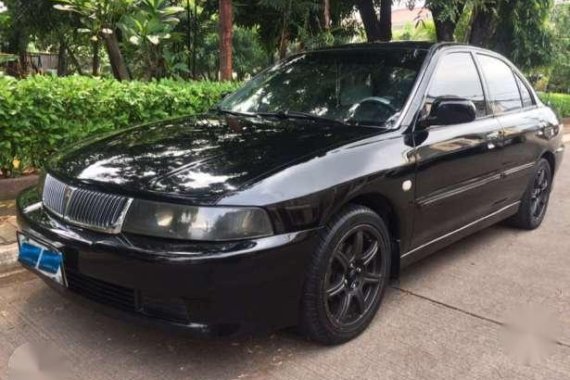 Mitsubishi Lancer GLS 2002
