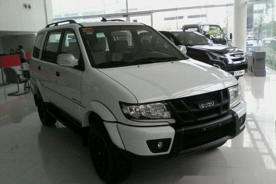 For sale Isuzu Crosswind 2017