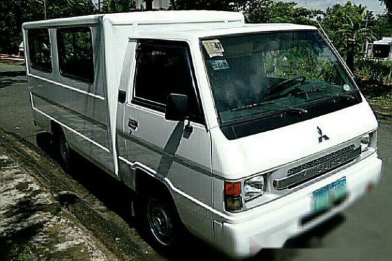 FOR SALE WHITE Mitsubishi L300 2013