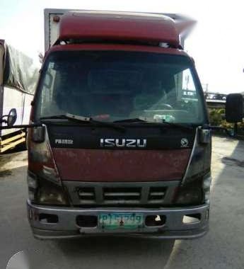 Very Good Condition 2011 Isuzu Elf For Sale