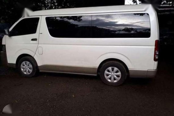 2009 Toyota Hiace GL Grandia