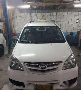 2011 Toyota Avanza Taxi MT White For Sale 