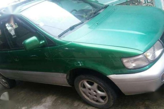Mitsubishi space wagon
