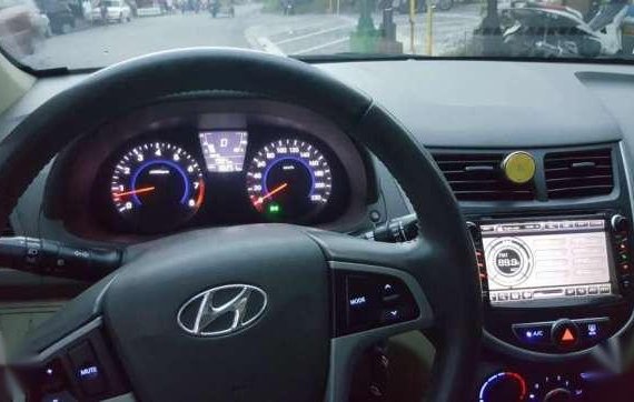 Hyundai Accent 2014 AT Green For Sale 