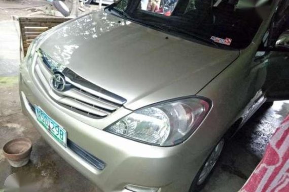 Toyota Innova G Gas manual transmission 2009 model
