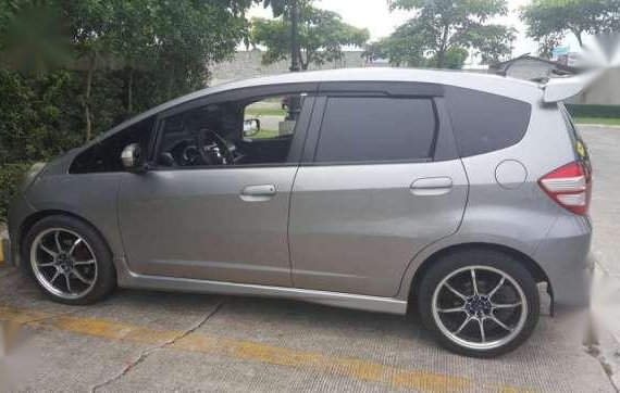 Honda Fit 2009 AT Silver HB For Sale 
