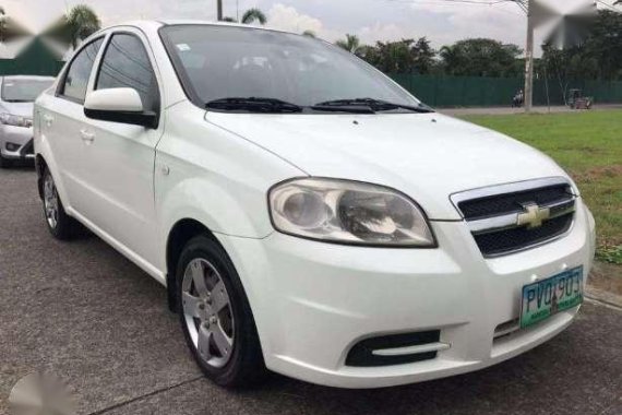 Chevrolet Aveo 2011 MT White For Sale 
