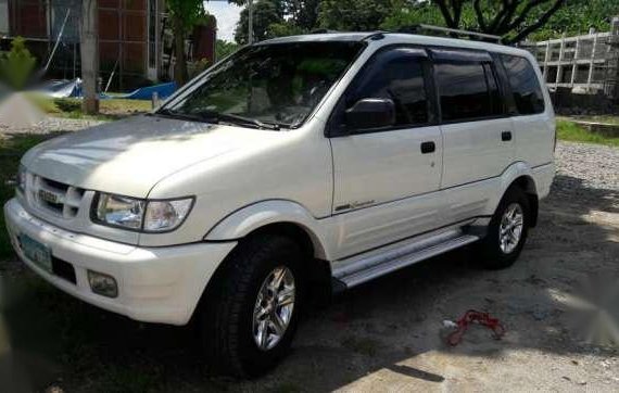 Isuzu crosswind xuvi matic 2004