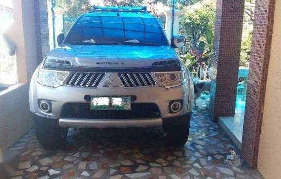 Montero Sport SUV silver for sale 