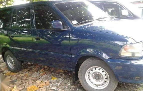 Toyota Revo 2002 model diesel manual for sale 