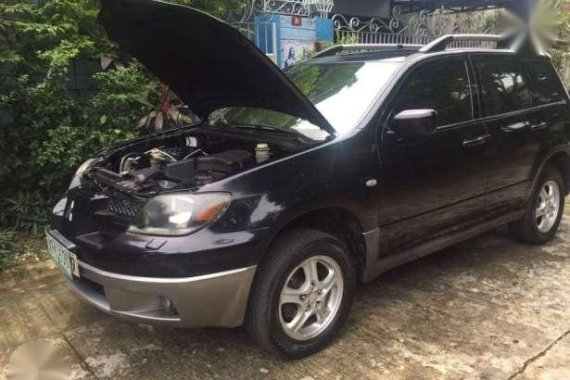 For Sale 2004 Mitsubishi Outlander Black 