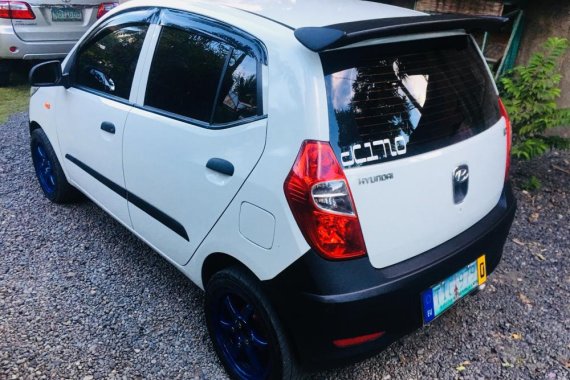 HYUNDAI i10 2012 for sale