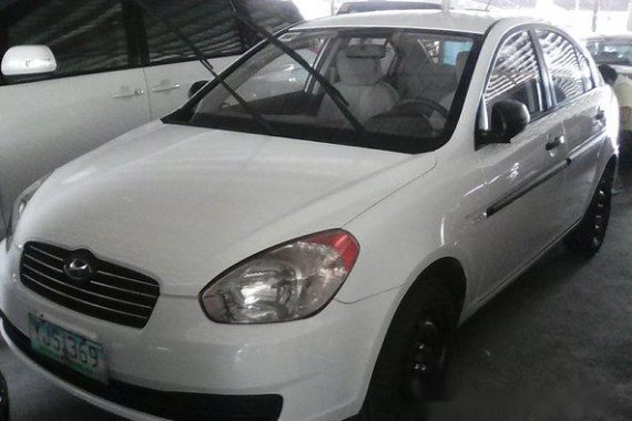 Hyundai Accent 2010 WHITE FOR SALE