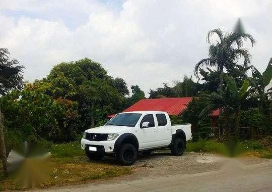 Nissan Navara D40 LE MT White For Sale 