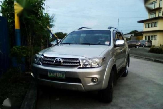 Toyota Fortuner g manual 2010 low mileage