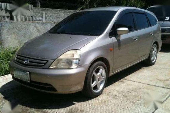 honda stream 20 4 wheel disc brake aircond 8 passenger