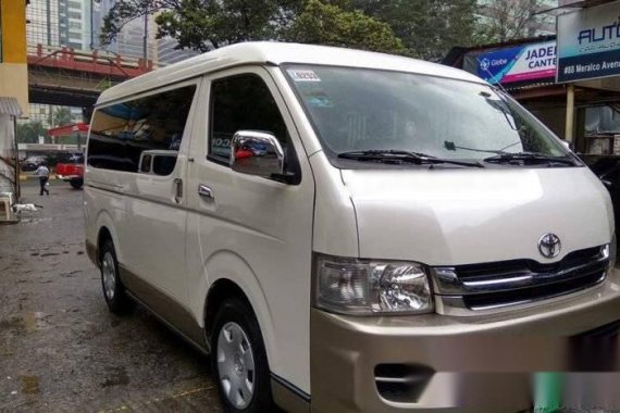 2010 Toyota Hi Ace Grandia GL for sale 