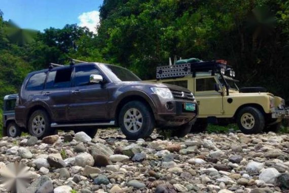 Very Fresh 2010 Mitsubishi Pajero Quartz For Sale