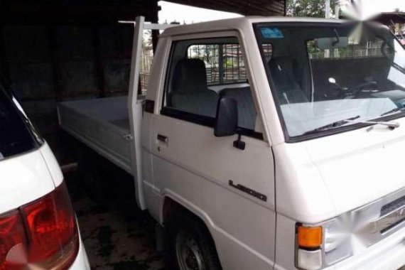 Mitsubishi L300 2007 MT White For Sale 