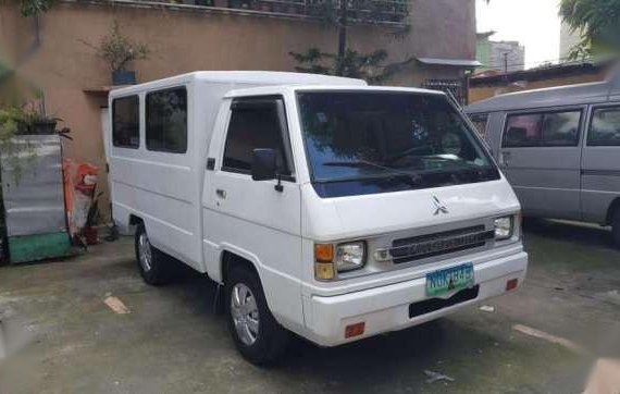 Like New Mitsubishi l300 FB Deluxe 2010 For Sale