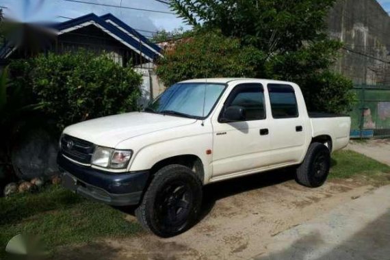 Toyota hilux 2003 Ln145 4x2 manual sr5 face